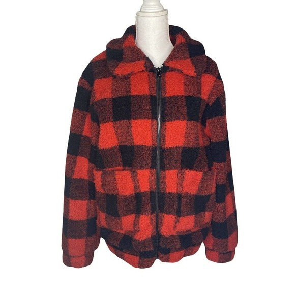 Elodie Red Black Buffalo Check Plaid Barn Jacket Shacket size Small - Picture 3 of 8